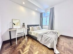 Chateau Le Fame (D10), Apartment #453478571
